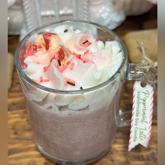 NEW Holiday Dessert Candle - Picture 2 of 2